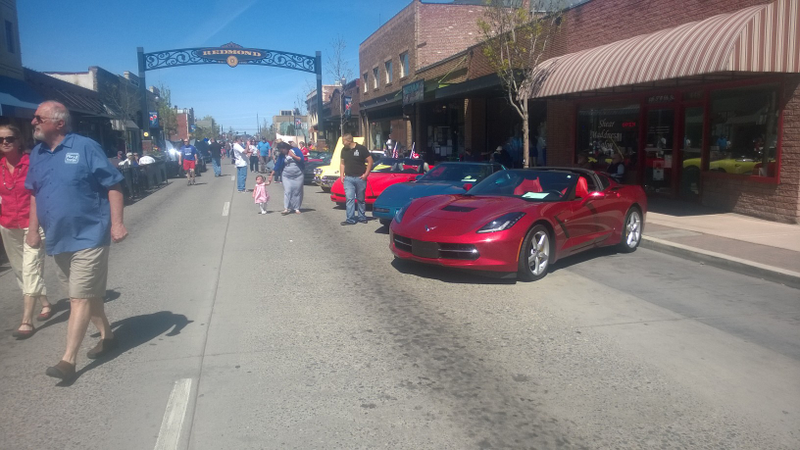 Illustration for article titled Redmond OR Car Show Photo Dump